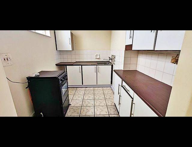 2 BEDROOM APARTMENT FOR SALE IN CARRINGTON HEIGHTS